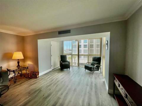 851 Bayway Boulevard #405, Clearwater Beach FL - photo 23 of 75