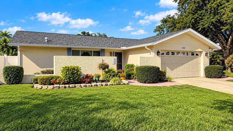 3 bedroom Single Family Residence at 13655 Las Palmas Drive, Del Prado Imperial, Largo — photo 1