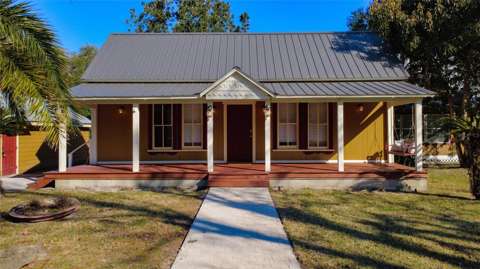 1148 N Grandview Street, home for sale on N Grandview Street