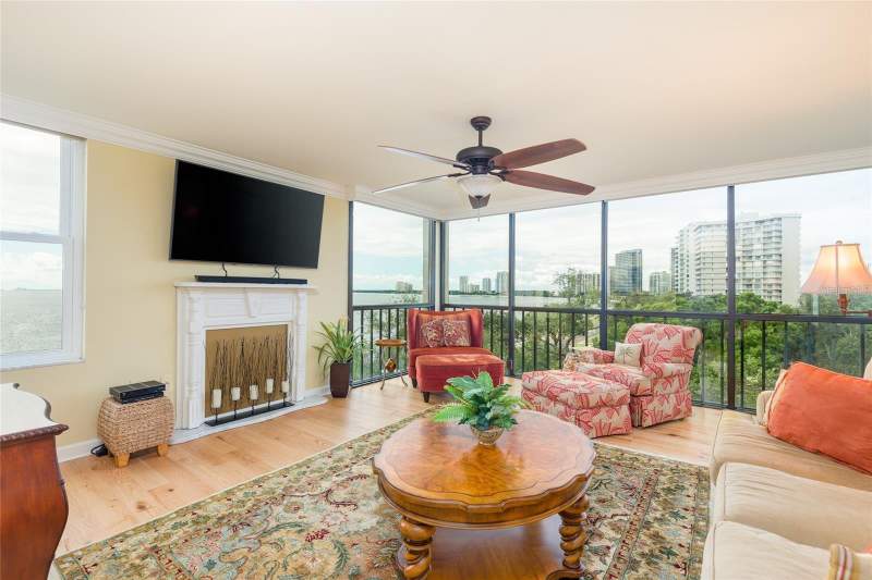 2 bedroom Condominium at 2407 S Ardson Place #601, Howell Park Condo, Tampa — photo 4