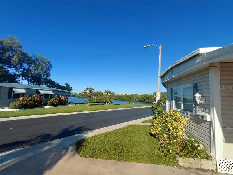 2 bedroom Mobile Home at 10399 67th Avenue ##135, Seminole, Seminole — photo 2