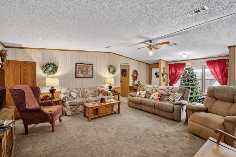 3 bedroom Manufactured Home at 11911 Lane Park Road, Lane Park, Tavares — photo 4