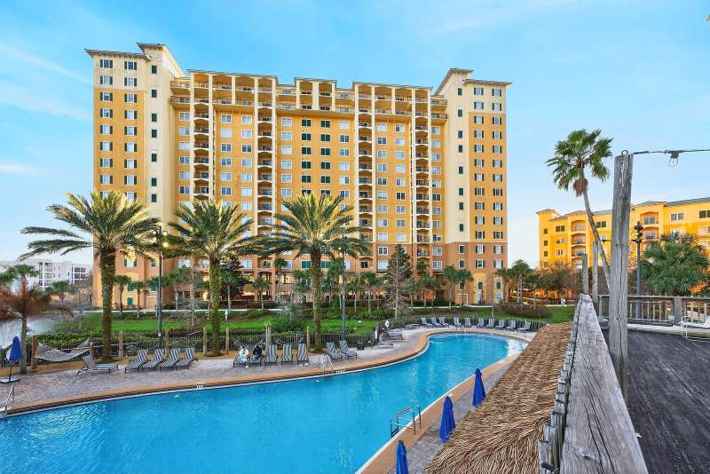 3 bedroom Condo - Hotel at 8125 Resort Village Drive #5901, Lake Buena Vista Resort Village 4 Condo, Orlando — photo 2