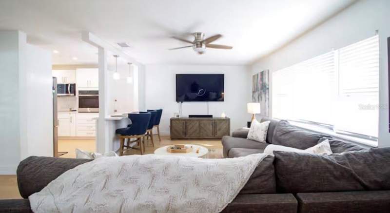 2 bedroom Single Family Residence at 10541 86th Avenue, Anglers Acres, Seminole — photo 5