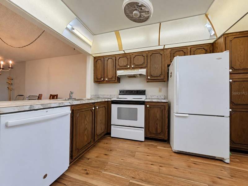 2 bedroom Condominium at 14130 Rosemary Lane #3316, Lakeview Of Largo, Largo — photo 5