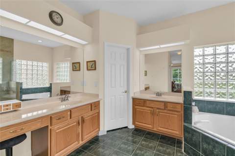9113 Ivey Hill Court, Orlando FL - photo 24 of 55