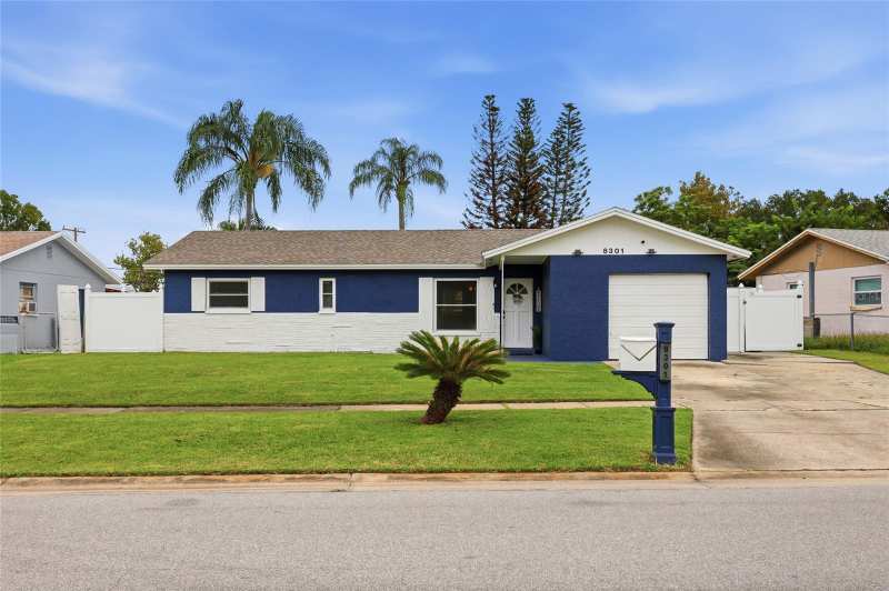 3 bedroom Single Family Residence at 8301 Sarnow Drive, East Orlando Sec 04 Rep, Orlando — photo 1