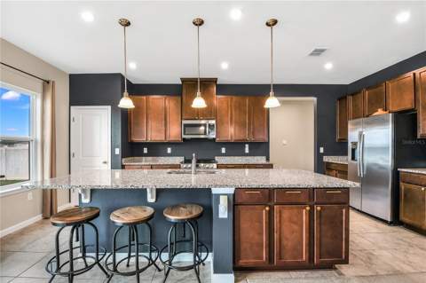 3005 Slough Creek Drive, Kissimmee FL - photo 11 of 43