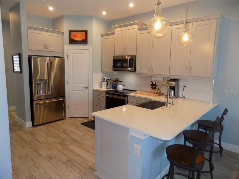 4 bedroom Townhouse at 2511 Coral Court, Walk At Indian Rocks Beach, Indian Rocks Beach — photo 4