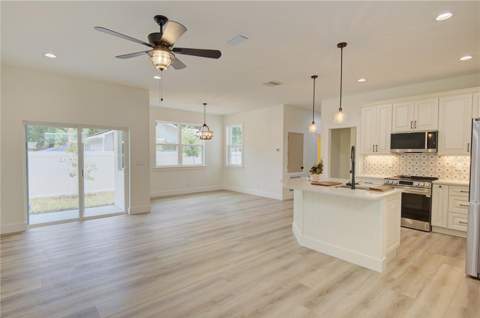 1316 E 9th Avenue, Mount Dora FL - photo 6 of 6