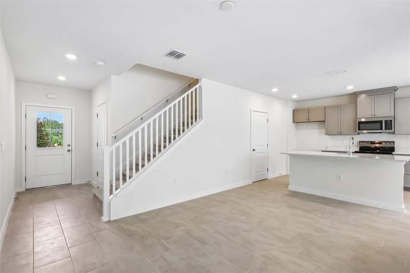 3 bedroom Townhouse at 2688 MEADOW CREST DRIVE, CYRENE AT HARMONY, ST CLOUD — photo 5