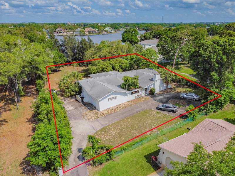 3 bedroom Single Family Residence at 425 Craig Drive, Lake Butler Villa Cos Sub, Tarpon Springs — photo 4