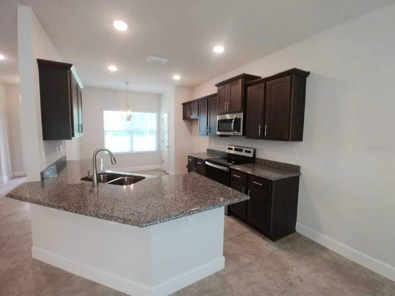 5 bedroom Single Family Residence at 4380 SW 92nd Place Road, Ocala Crossings South, Ocala — photo 4