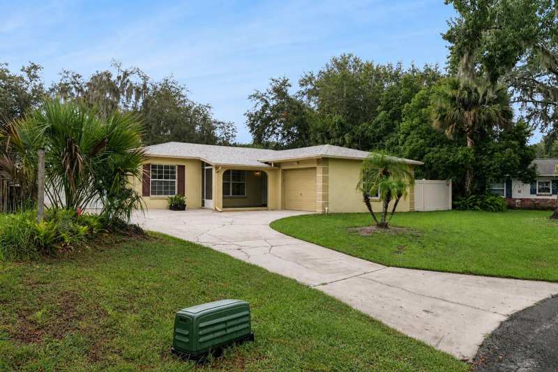 3 bedroom Single Family Residence at 104 La Costa Court, Hidden Lake Ph 2 Unit 5, Sanford — photo 1