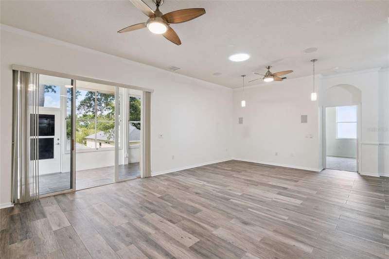 2 bedroom Single Family Residence at 813 SUMMIT GREENS BOULEVARD, SUMMIT GREENS, CLERMONT — photo 3