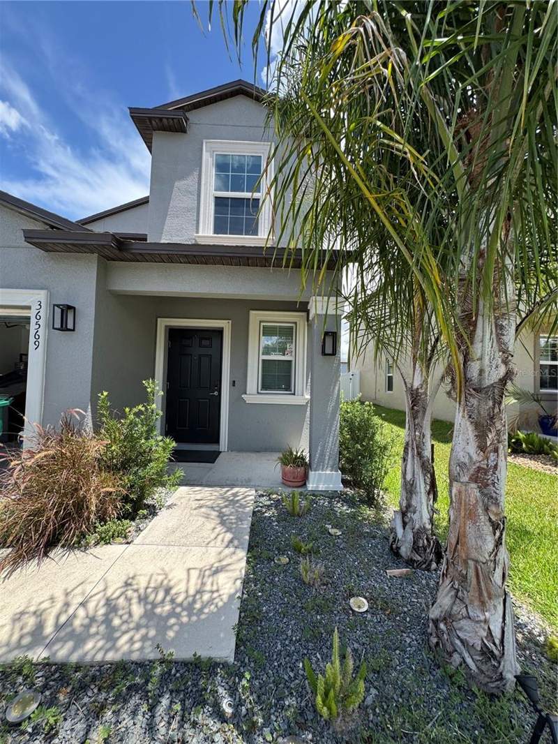 5 bedroom Single Family Residence at 36569 Smithfield Lane, Abbott Square Ph 1B, Zephyrhills — photo 2