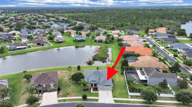 4 bedroom Single Family Residence at 2422 Allegheny Valley Street, Spyglass At River Bend, Ruskin — photo 4