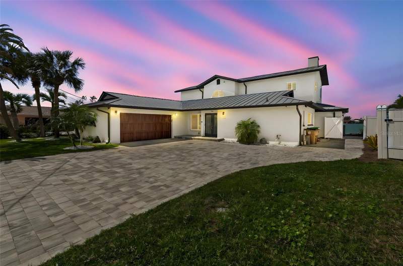 4 bedroom Single Family Residence at 478 HARBOR DRIVE, BROWNS ADD TO RE-REV MAP OF INDIAN BEACH, INDIAN ROCKS BEACH — photo 3
