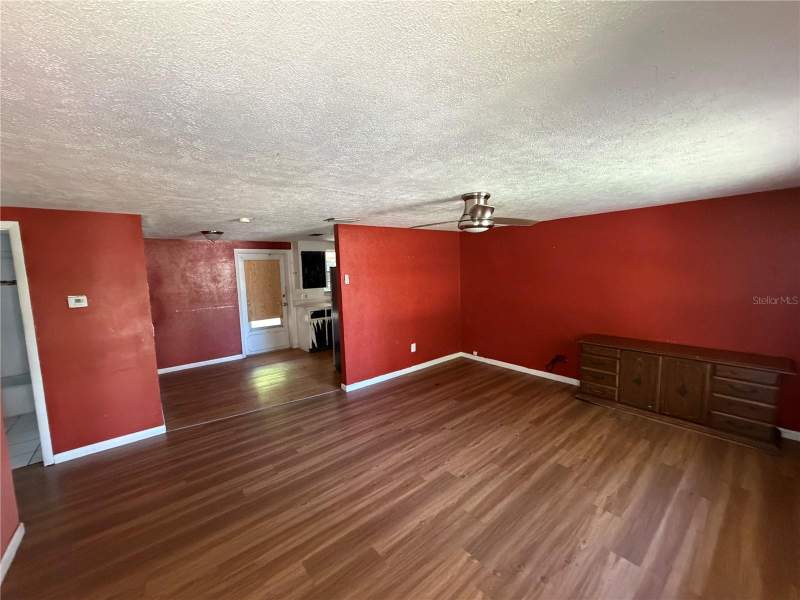 3 bedroom Single Family Residence at 38404 14th Avenue, City Zephyrhills, Zephyrhills — photo 2