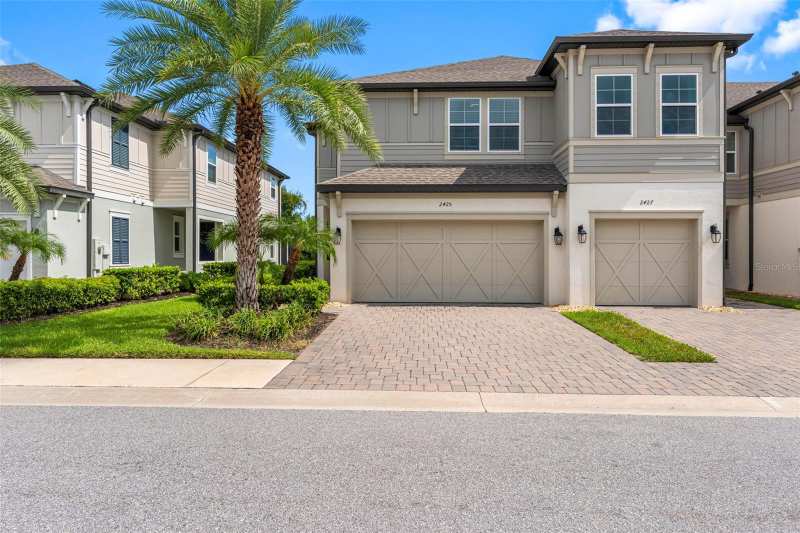 3 bedroom Townhouse at 2425 Foggy Creek Circle, Towns At Belleair Grove, Clearwater — photo 1