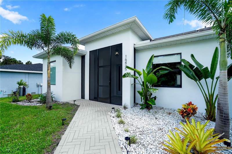 3 bedroom Single Family Residence at 16435 Strauss Avenue, Port Charlotte Sec 030, Port Charlotte — photo 5