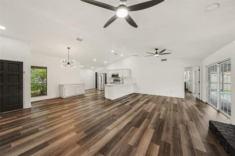 3 bedroom Single Family Residence at 4715 Kemble Court, Stonehedge, Tampa — photo 5