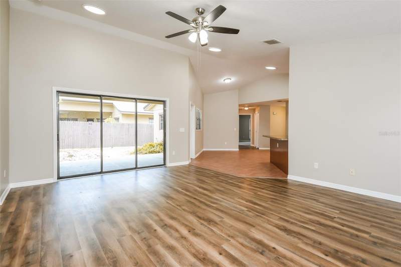 4 bedroom Single Family Residence at 405 Center Street, Sanlando, Altamonte Springs — photo 4