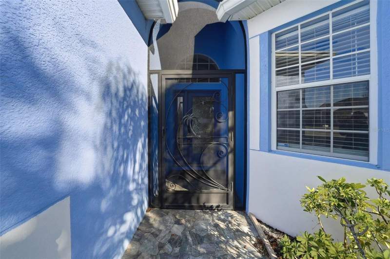 4 bedroom Single Family Residence at 13230 Graham Yarden Drive, South Fork Unit 9, Riverview — photo 4