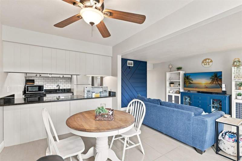 1 bedroom Condominium at 1000 Lake Of The Woods Boulevard #202B, Ashwood Condo, Fern Park — photo 5