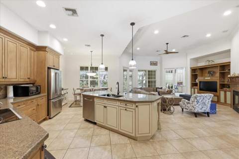 6124 Foxfield Court, Windermere FL - photo 13 of 48