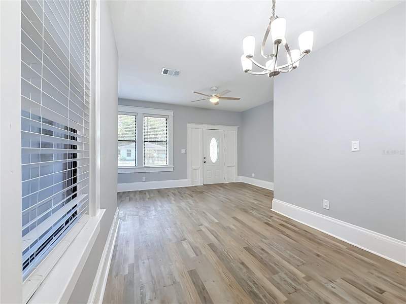 3 bedroom Single Family Residence at 509 27th Avenue, Taylors Sub, St Petersburg — photo 4
