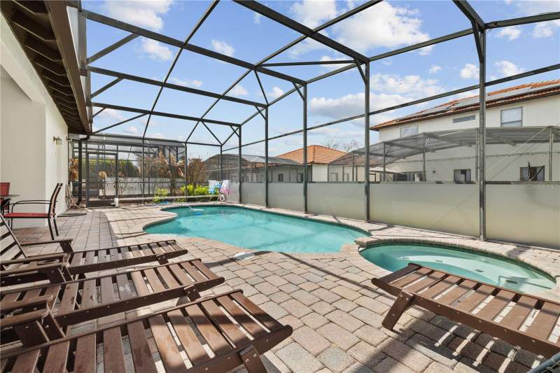 4 bedroom Single Family Residence at 345 Summer Place Loop, High Grove Unit 01 Lt 01 Pb 50 Pg 19-20, Clermont — photo 4