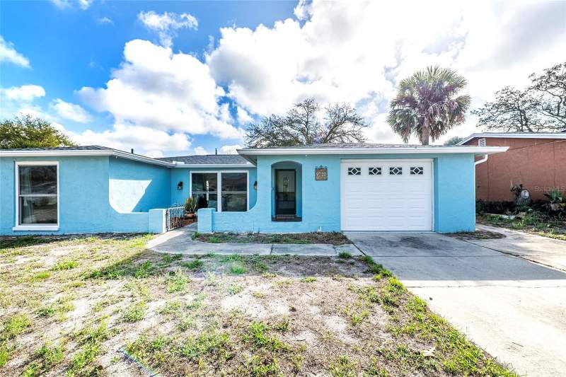 3 bedroom Single Family Residence at 9720 Gray Fox Lane, Regency Park, Port Richey — photo 3