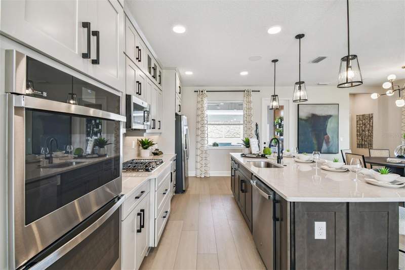 3 bedroom Single Family Residence at 17106 BEACHGRASS ALLEY, LAKE STAR AT OVATION, WINTER GARDEN — photo 2