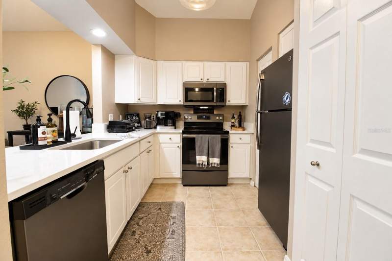 1 bedroom Condominium at 9124 SW 51 Road #B 303, The Village At Haile, Gainesville — photo 3