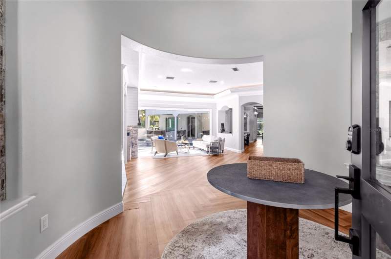 5 bedroom Single Family Residence at 9904 Brentford Court, Keenes Pointe, Windermere — photo 4