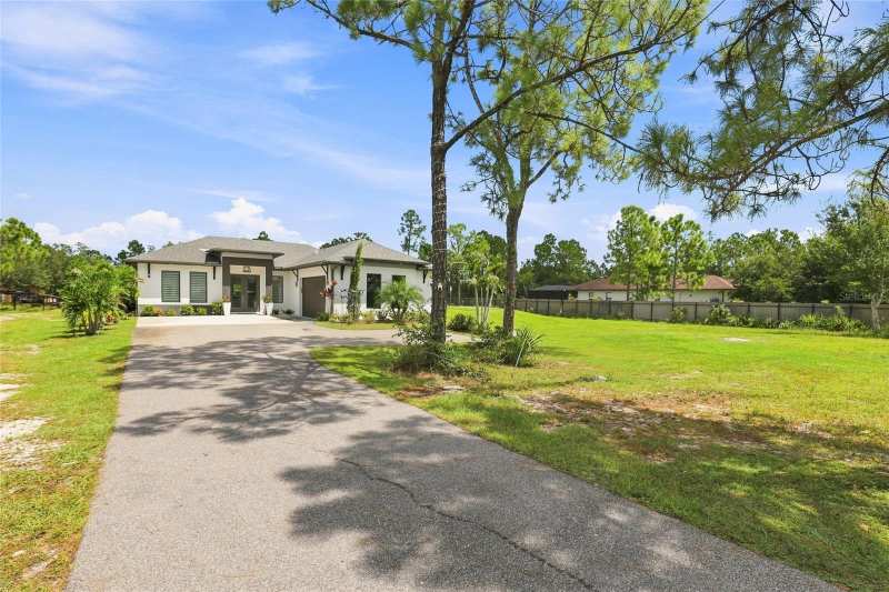 3 bedroom Single Family Residence at 2885 41st Avenue, Golden Gate Estate Unit 63, Naples — photo 1