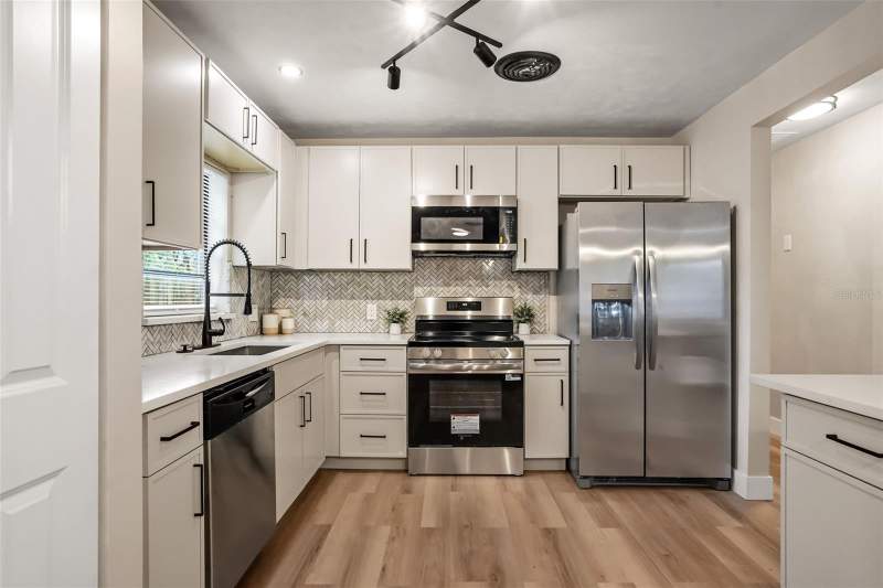 4 bedroom Single Family Residence at 1348 Radclyffe Road, Radclyffe Terrace Sub, Orlando — photo 3