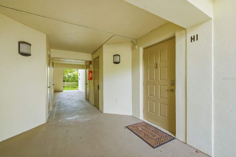 2 bedroom Condominium at 3134 LAKE PINE WAY #H1, PINE RIDGE AT LAKE TARPON VILLAGE, TARPON SPRINGS — photo 3