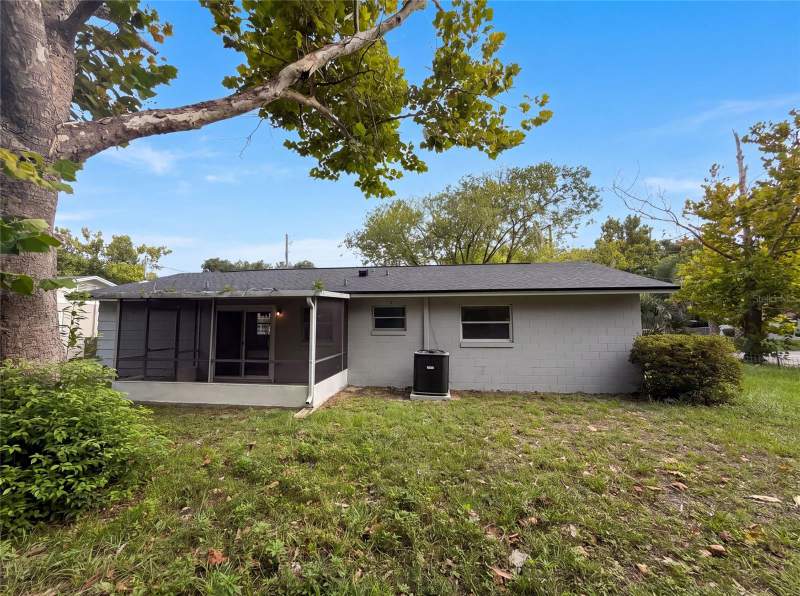 3 bedroom Single Family Residence at 1735 Jefferson Drive, Mount Dora Mount Dora Heights, Mount Dora — photo 5