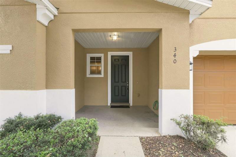 3 bedroom Townhouse at 340 Golden Dewdrop Way, Copper Chase, Oviedo — photo 2