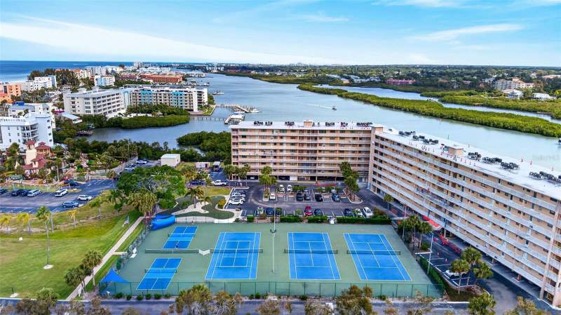 1 bedroom Condominium at 19451 Gulf Boulevard #204, Bay Shores Yacht & Tennis Club, Indian Shores — photo 3