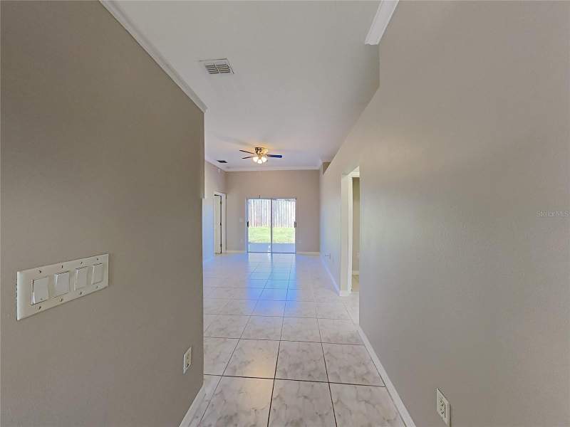 3 bedroom Single Family Residence at 11706 Broad Oak Court, Southchase, Orlando — photo 3