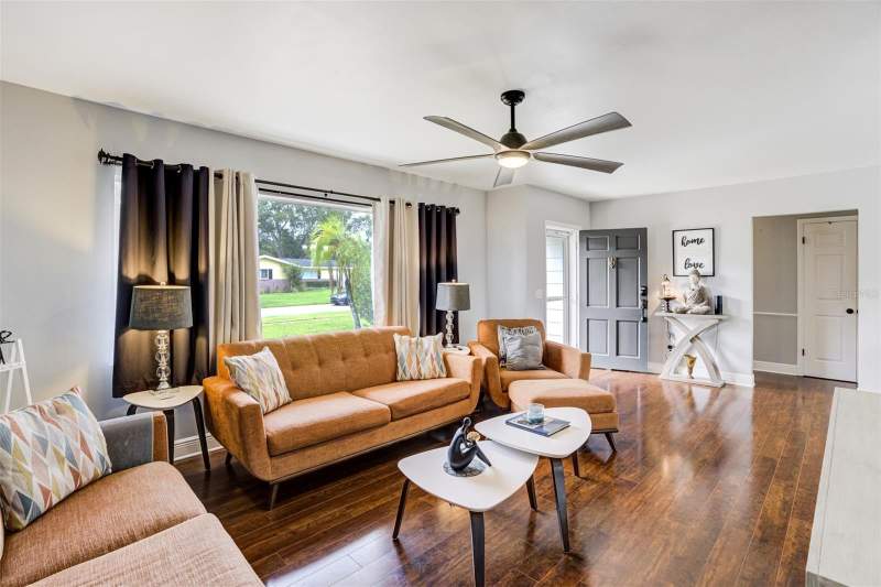 3 bedroom Single Family Residence at 1636 LEISURE DRIVE, WOODRIDGE, CLEARWATER — photo 4
