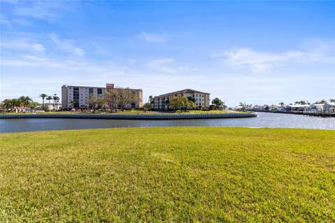 19029 US Highway 19 #7-9, Clearwater FL - photo 9 of 32