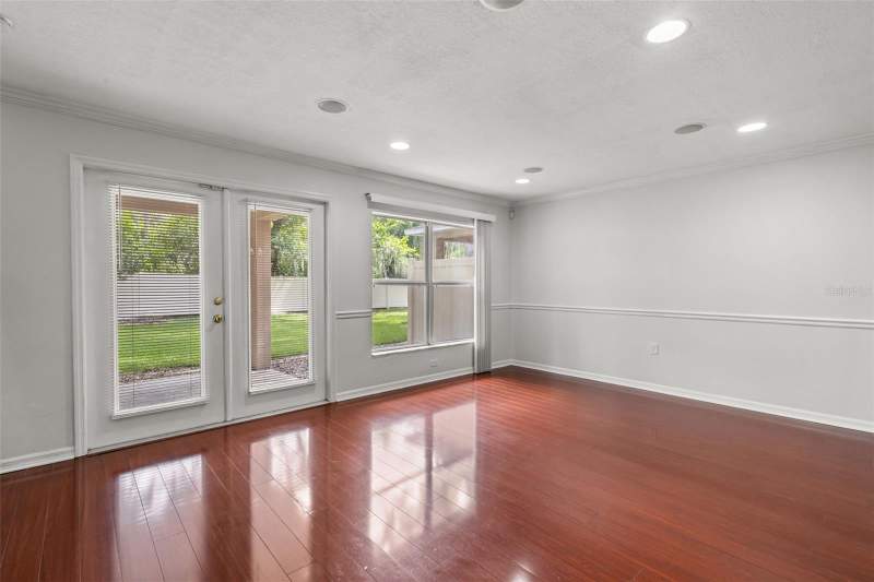 3 bedroom Townhouse at 2972 Royal Tuscan Lane, Wedgewood Twnhms, Valrico — photo 2