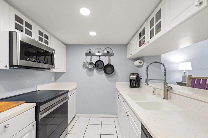 3 bedroom Townhouse at 9434 Tara Cay Court #25, Tara Cay II, Seminole — photo 5