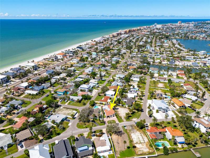 Lone Palm Beach