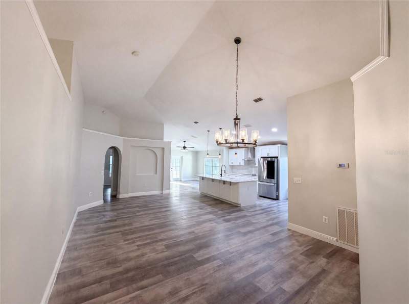 4 bedroom Single Family Residence at 106 Cabrillo Drive, Groveland Marina Del Rey Ph 01, Groveland — photo 3
