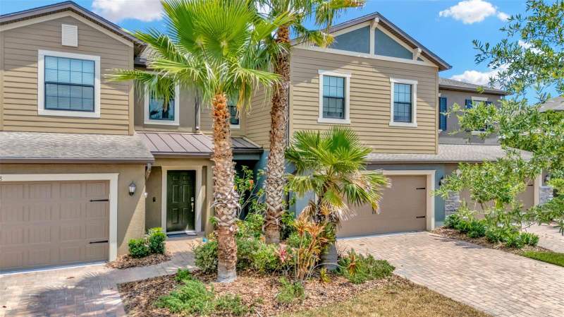 3 bedroom Townhouse at 28516 Tranquil Lake Circle, Arbors/Wiregrass Ranch, Wesley Chapel — photo 3